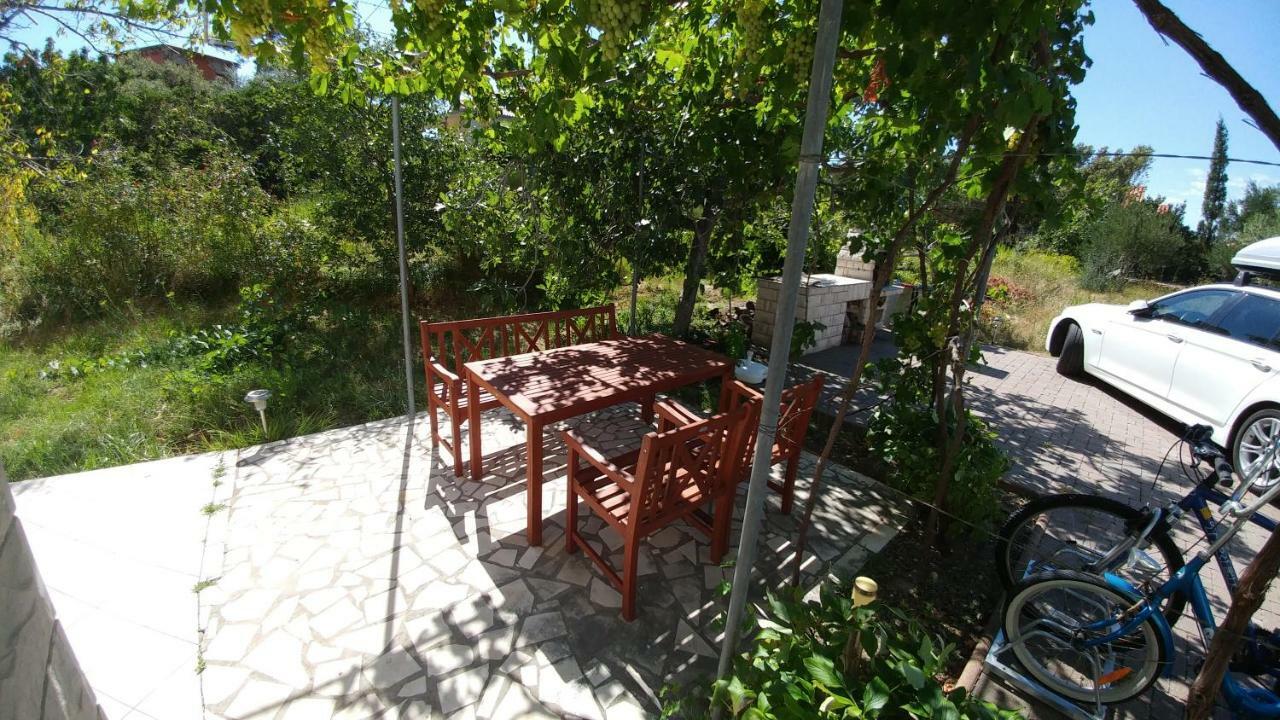 Apartments Dora Banjol Exterior foto